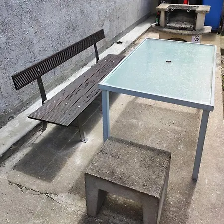 Schoene 1 Raum, 1 - 2 Bett In - Elbe * Schönebeck